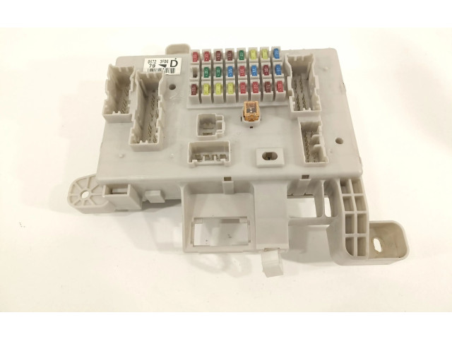 Pojistková skříňka Řídící jednotka BSM 8198050030 Toyota Land Cruiser (J120) 2003