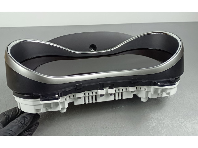 Панель приборов 68516650AB   Jeep Grand Cherokee       