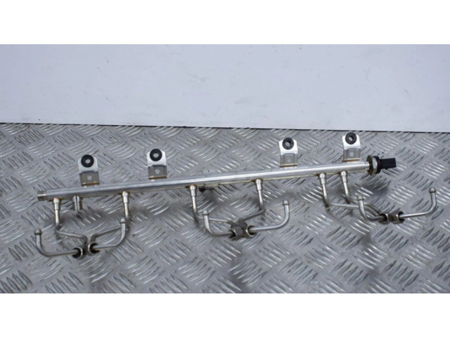 Топливная рампа 7848363 BMW 4 F32 F33 3.0 для двигателя S55 B30 A