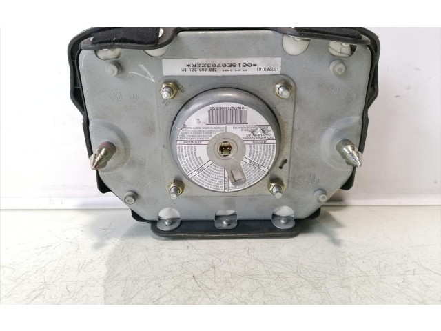 Подушка безопасности водителя 3B0880201BM   Volkswagen Golf Cross