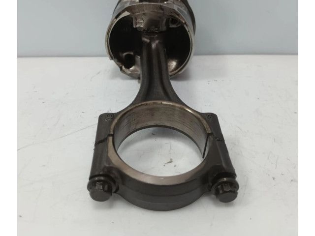 Píst 9818178480 Citroen Berlingo