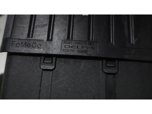 Блок предохранителей     Volvo V70    