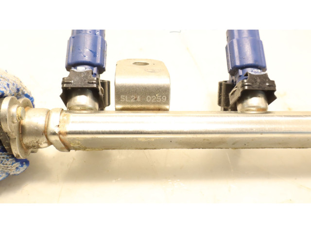 Vstřikovací lišta 35310-2B000 KIA Rio