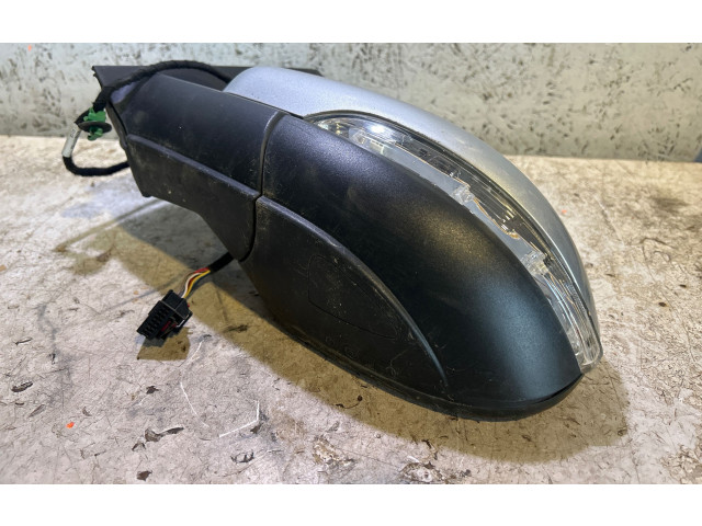 Зеркало электрическое Volkswagen Touran II 2010 - 2016 года