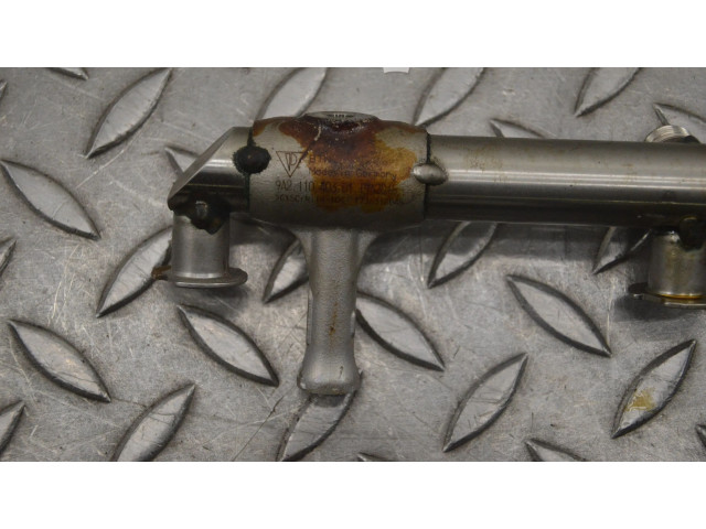 Vstřikovací lišta 9A211040301 Porsche 911 991 MDC.HA