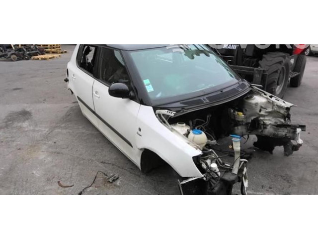 Генератор 03F903023E Skoda Fabia Mk2 (5J)