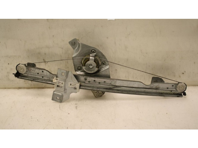 Рулевая рейка  Передний механический механизм для подъема окна 8200733829, 8200733829   Dacia Sandero  -  года