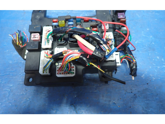 Блок предохранителей 8637A318, 519087902 Mitsubishi Outlander