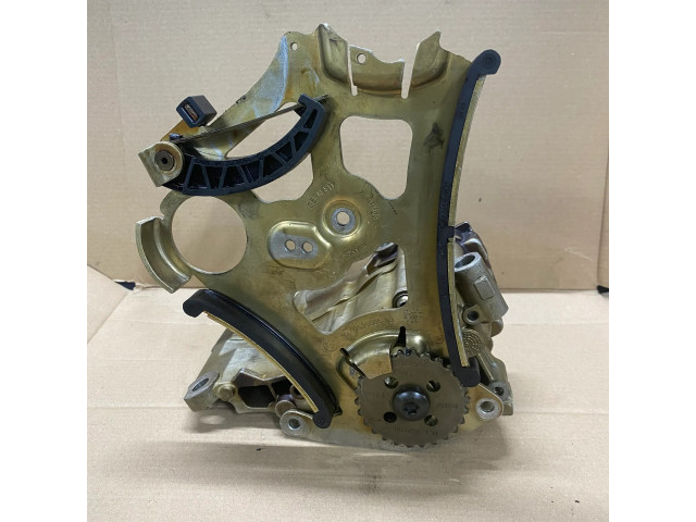 Масляный насос 7551004 BMW 5 E60 E61 3.0