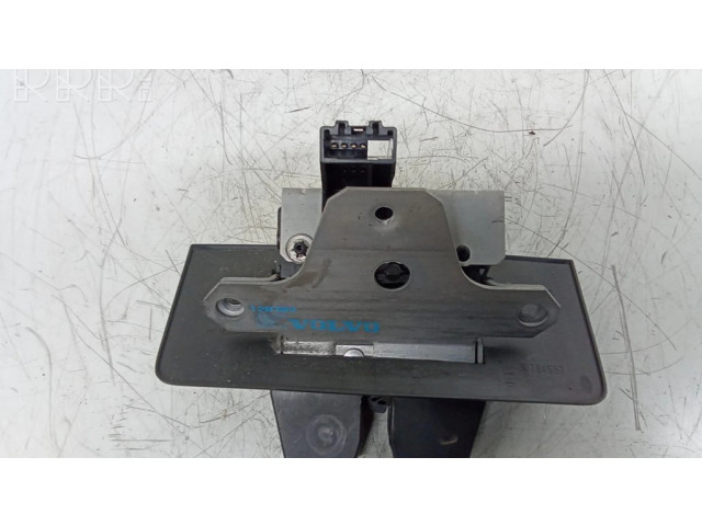 Замок задней крышки