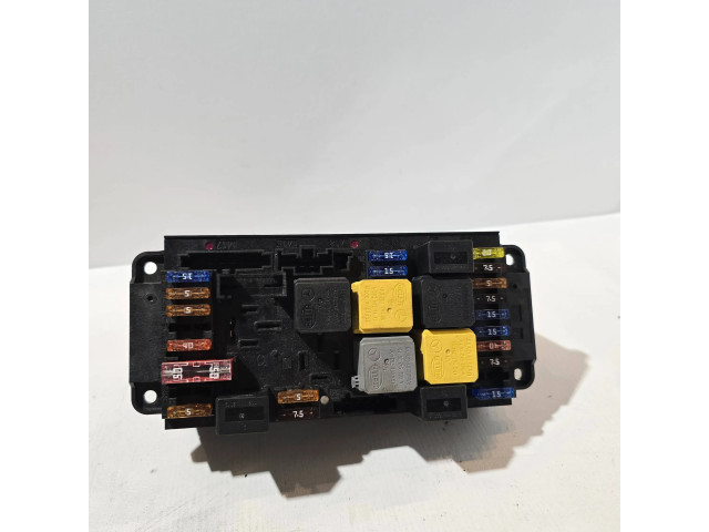 Блок предохранителей 2035454901, 5DK00848516 Mercedes-Benz CLC CL203