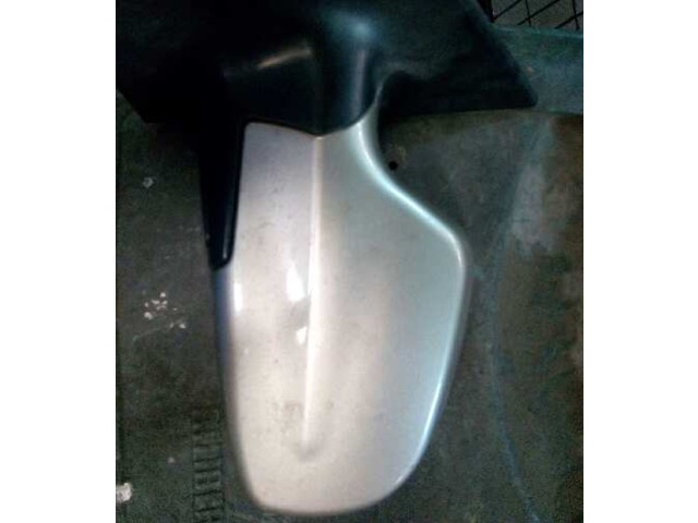 Zpětné zrcátko Hyundai Matrix 2004