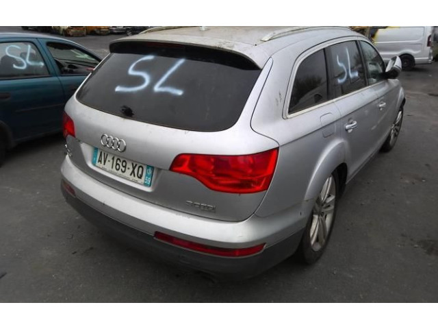 Přístrojová deska Audi Q7 4L 2007 4L0920932B