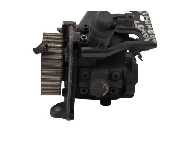 Топливный насос