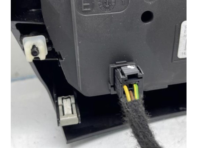 Блок управления климат-контролем 9819570680 Peugeot 2008 I