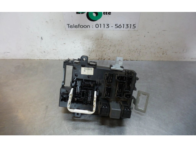 Pojistková skříňka 1E0807124919, 1E0807124919 Nissan Primera 2001