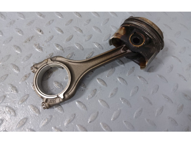 Píst 04E198401AE, 05E107065AE Volkswagen T-Roc