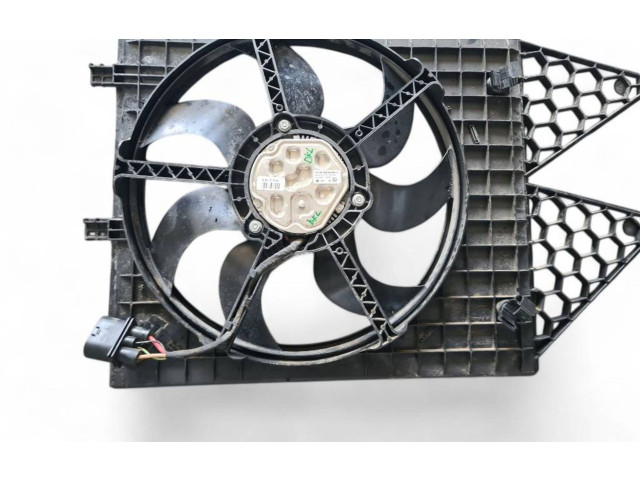 Вентилятор радиатора     6R0959455D, 6R0121207Q    Skoda Fabia Mk3 (NJ) 
