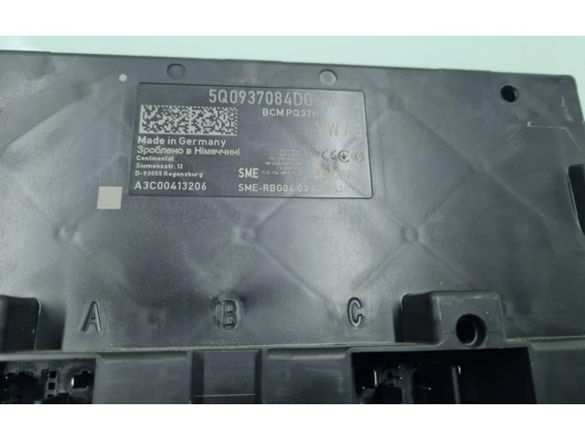 Řídící jednotka 5Q0937084DG   Volkswagen Tiguan 2020