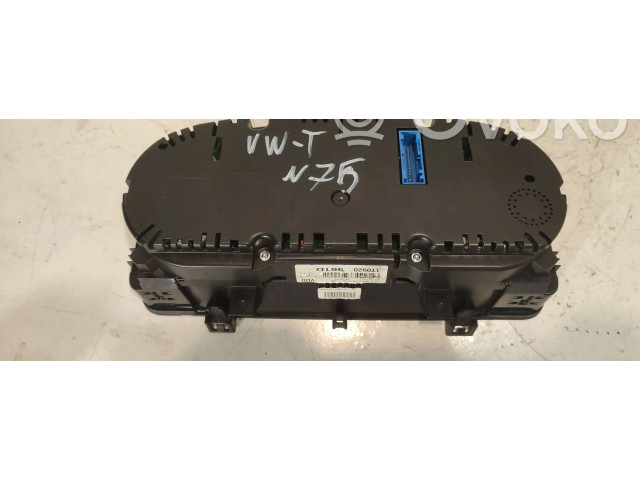 Панель приборов 1T0920961D   Volkswagen Touran II       