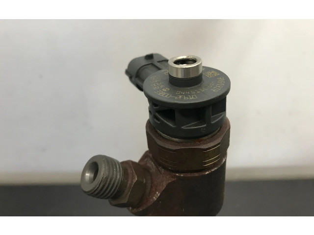 Vstřikovač 338002F610   KIA Sorento    D4HB 