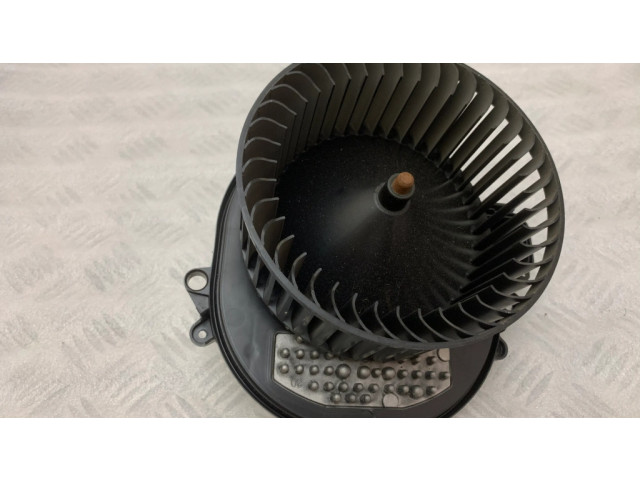 Вентилятор печки    927611201   BMW 3 F30 F35 F31