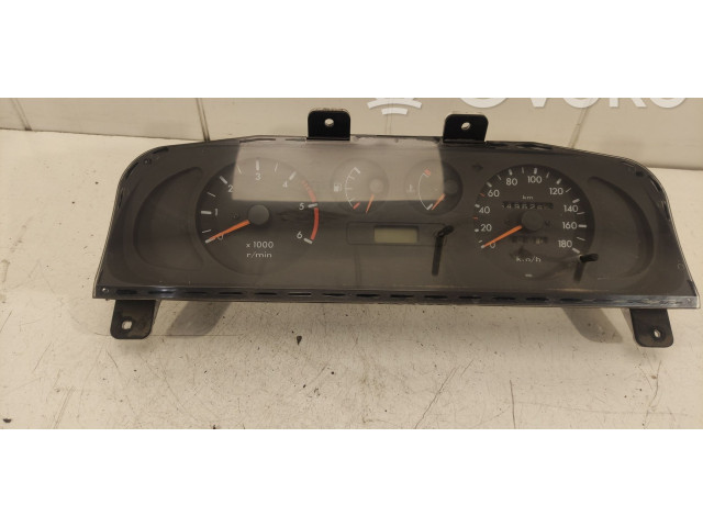 Přístrojová deska Nissan Terrano 1996