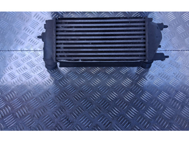 Интеркулер C1B19L440AB, M153643 Ford B-MAX