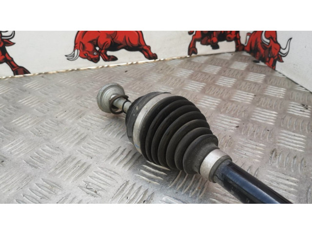 Задняя полуось