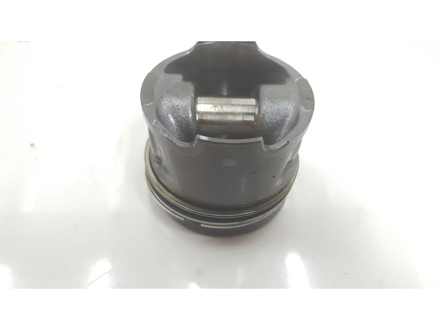 Поршень с шатуном 120A14373R Dacia Sandero для дизельного двигателя