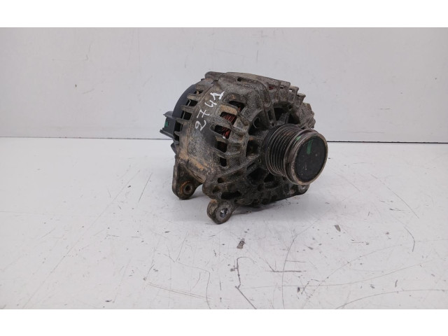 Генератор 04L903021D Volkswagen Golf VII