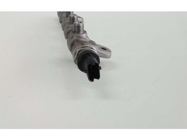 Топливная рампа 55234039, 55234039 Alfa Romeo Giulietta