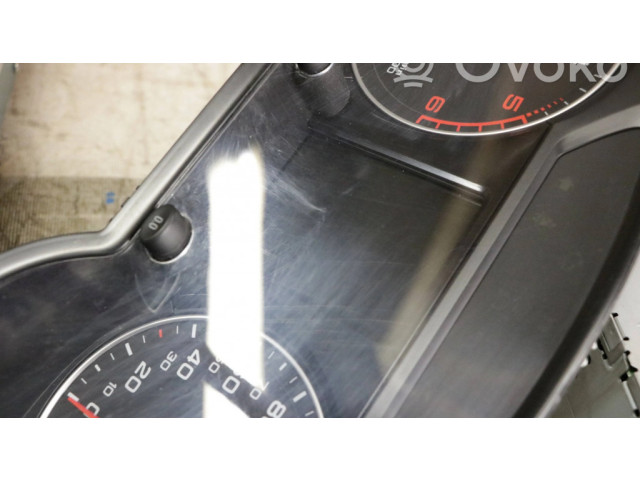 Панель приборов 8R0920930T Audi Q5 SQ5