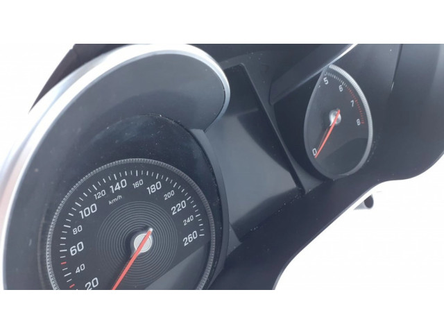 Панель приборов A2059006633, A2059013415   Mercedes-Benz C W205       