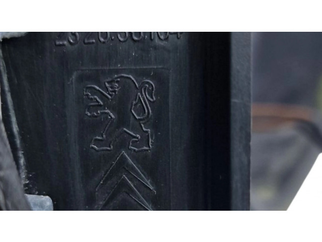 Zpětné zrcátko pravé Peugeot Partner 2011 232636104