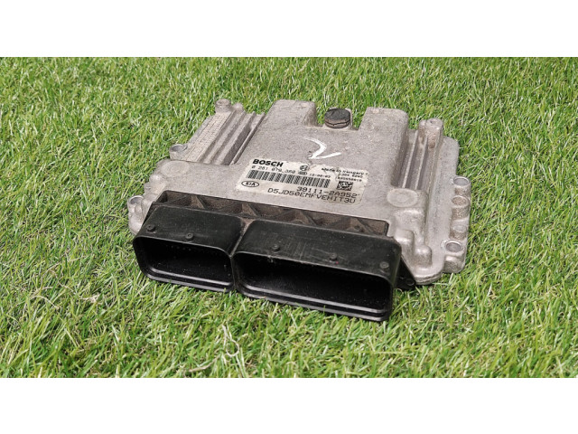 Блок управления двигателем Блок управления 391112A952, 0281019360   KIA Ceed