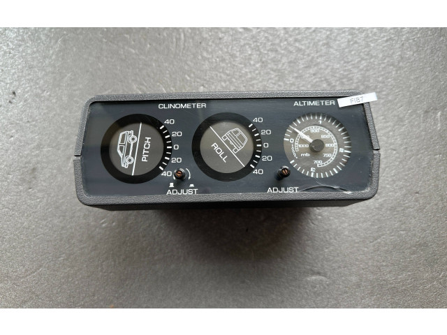 Přístrojová deska Nissan Patrol Y60 1989 2492003J00