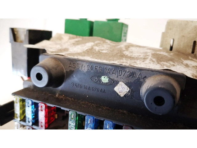 Блок предохранителей 94fg14a073aa Mazda 121 SM