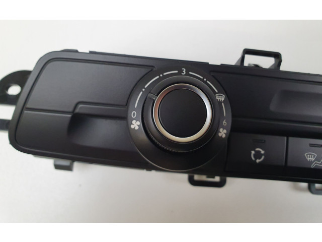 Блок управления климат-контролем 98081718ZD Opel Combo E