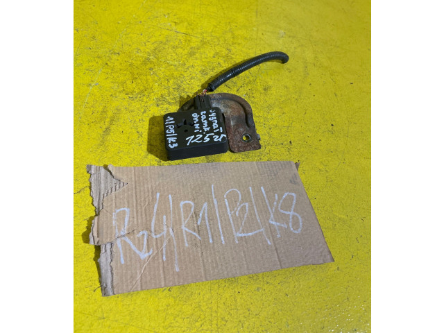 Zámek zadních dveří RZ4R1P2K8, 115KM Nissan Juke I F15 2012