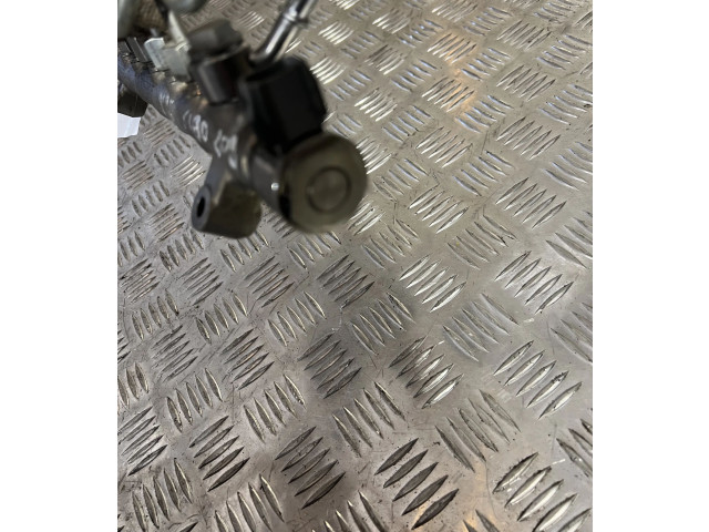 Топливная рампа 31303612   Volvo XC90  