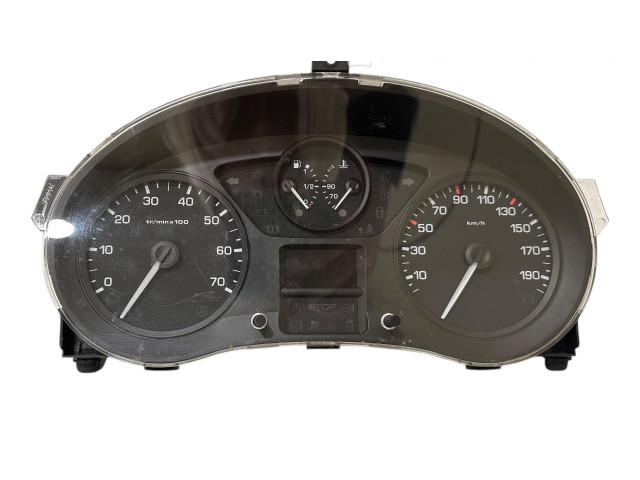 Přístrojová deska  Peugeot Partner 2014 555001310104  