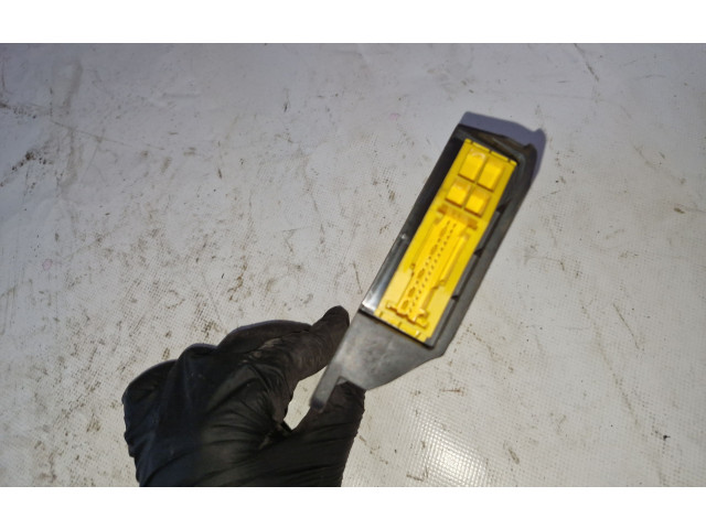 Блок подушек безопасности 8201163278, 28404796023 Dacia Sandero