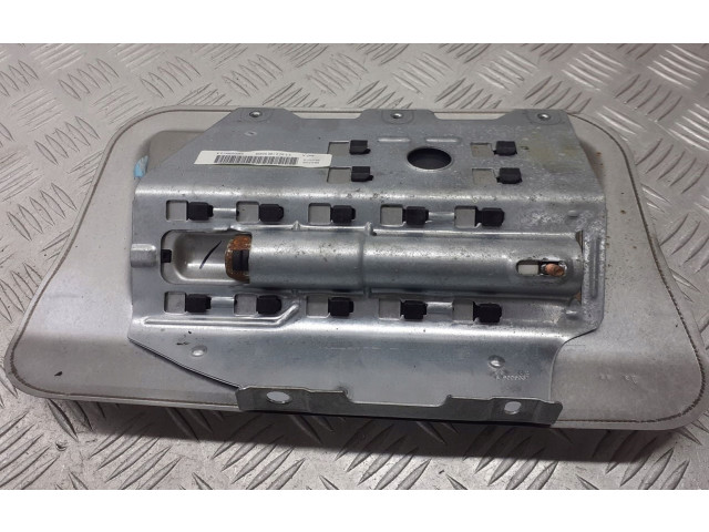 Подушка безопасности водителя 8200309413A   Renault Clio III