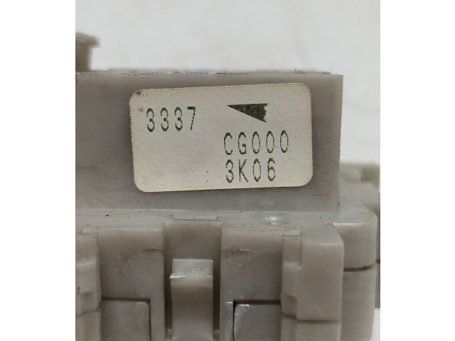 Блок предохранителей 3337CG000, 3K06   Infiniti FX    