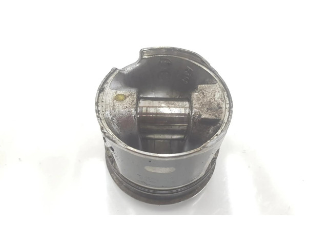 Поршень с шатуном 1145917, 1151CB Ford Fiesta для дизельного двигателя 1.4