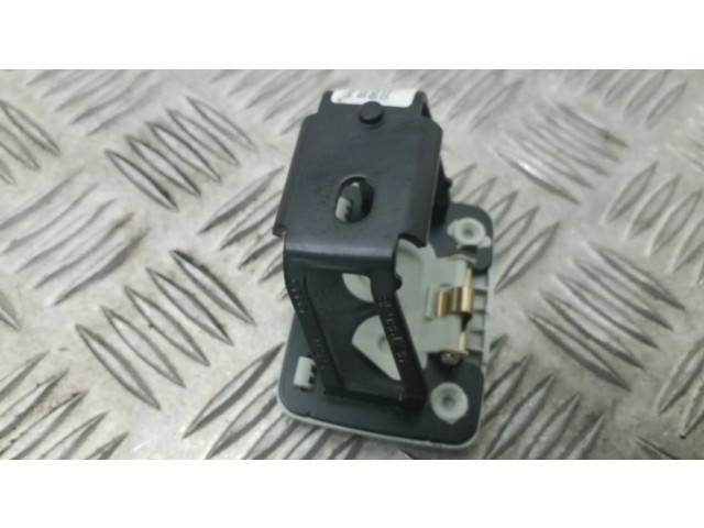 Другая деталь салона