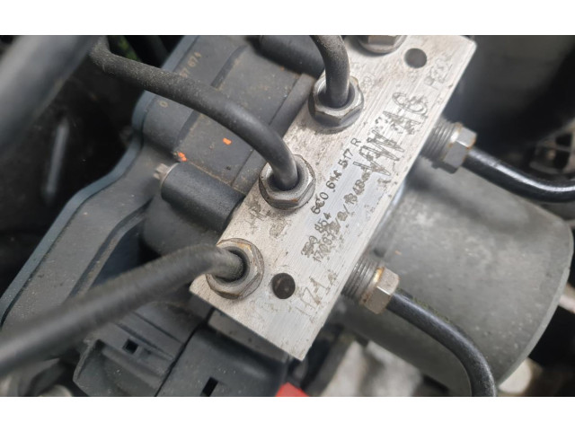 Блок АБС 6C0614517R Skoda Fabia Mk3 (NJ) 2015 - 2021 года