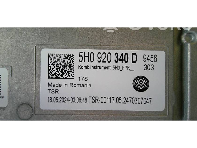 Панель приборов 5H0920340D, 2470307047 Volkswagen Golf VIII