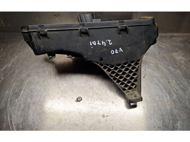 Блок предохранителей  9494210   Volvo V70    